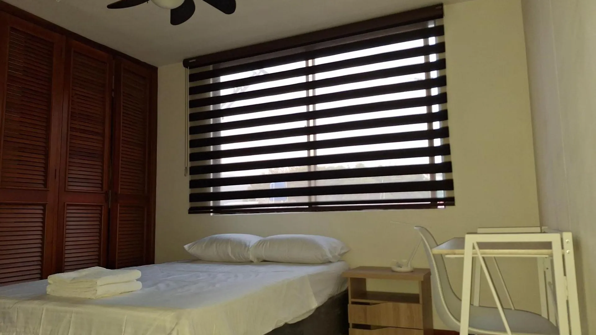 Homestay Edificio Atlantis Apartment Gaira